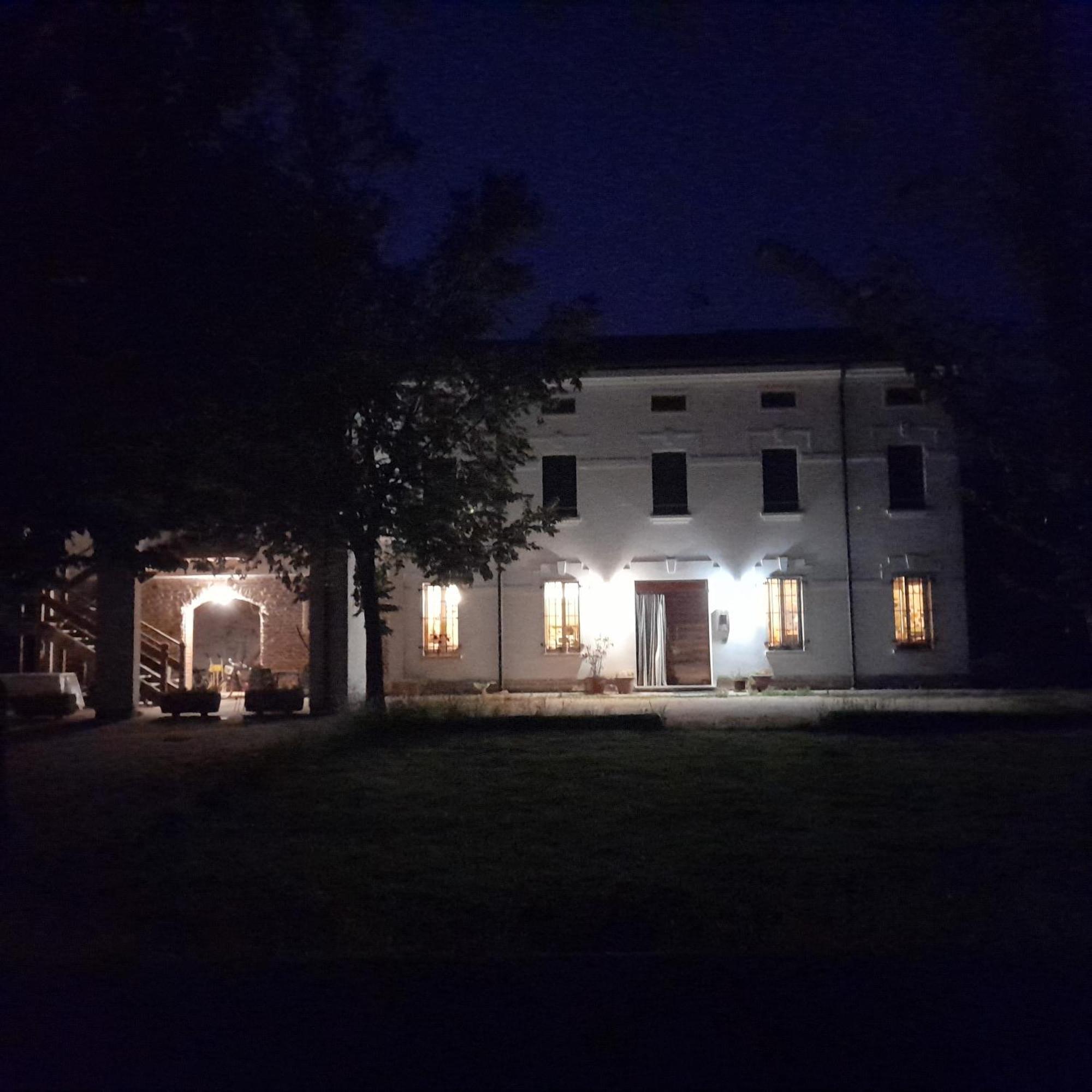 卡萨帕斯卡隆住宿加早餐旅馆 Pegognaga 外观 照片